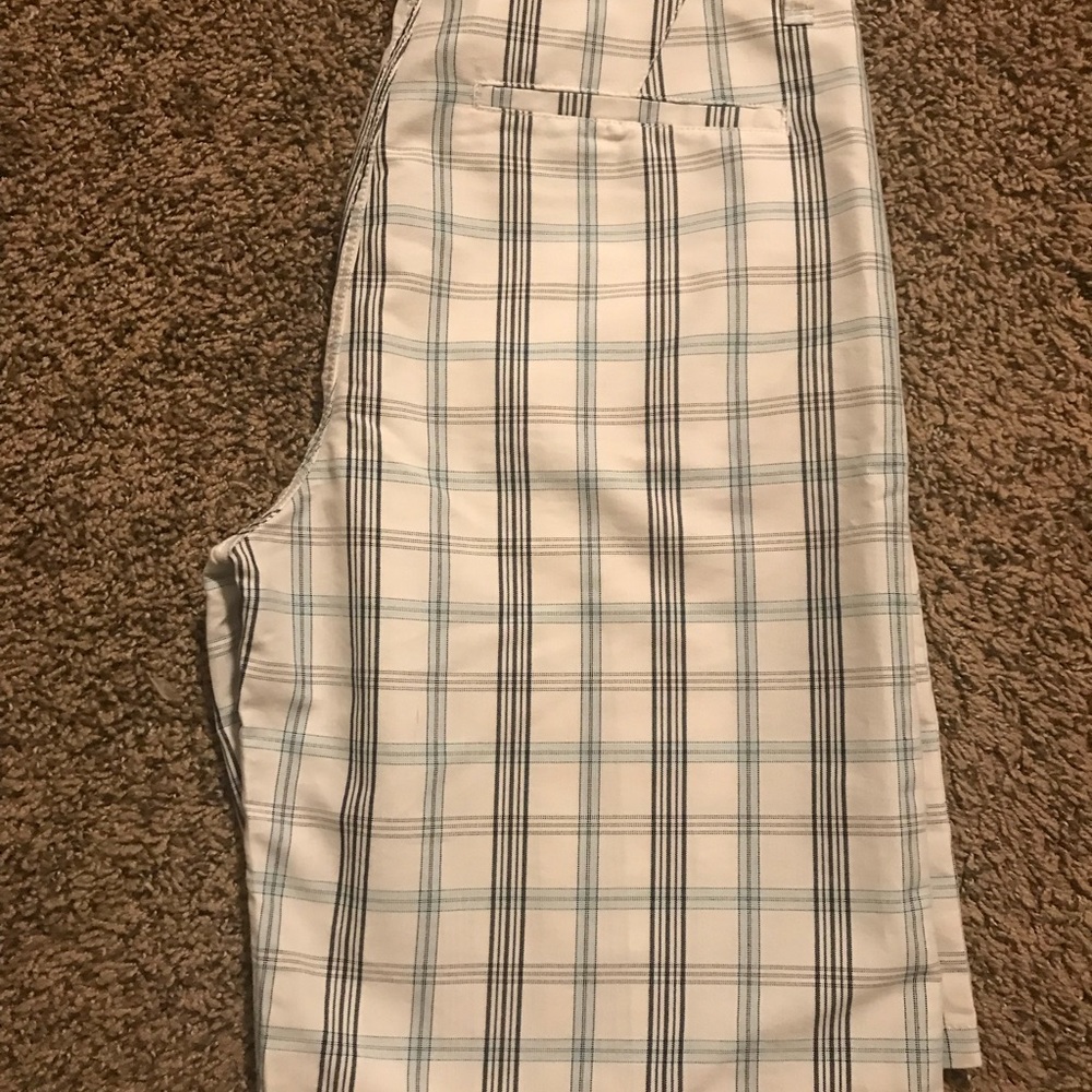 Men’s size 31 Hurley shorts
